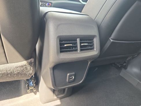 Used 2019 GMC Terrain SLT w/ Preferred Package FWD image 16
