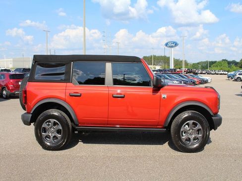 Used 2023 Ford Bronco Big Bend AWD/4WD image 7