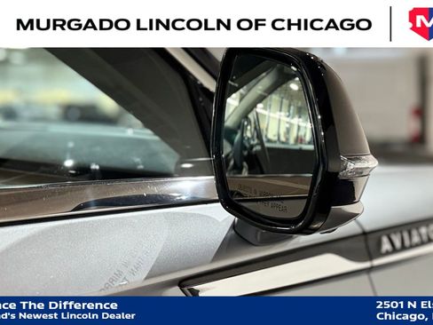 Used 2024 Lincoln Aviator Reserve image 11
