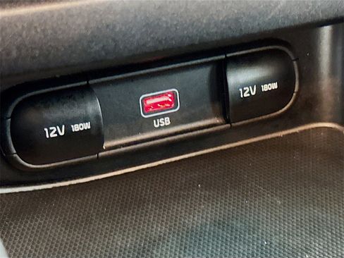 Used 2023 Kia Forte LXS w/ LXS Technology Package image 28