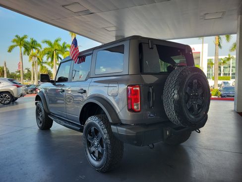 Used 2021 Ford Bronco Black Diamond AWD/4WD image 9