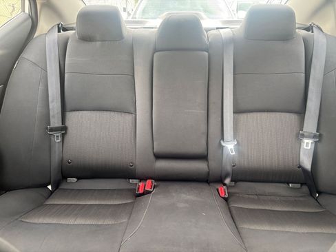 Used 2025 Nissan Altima 2.5 SV image 38