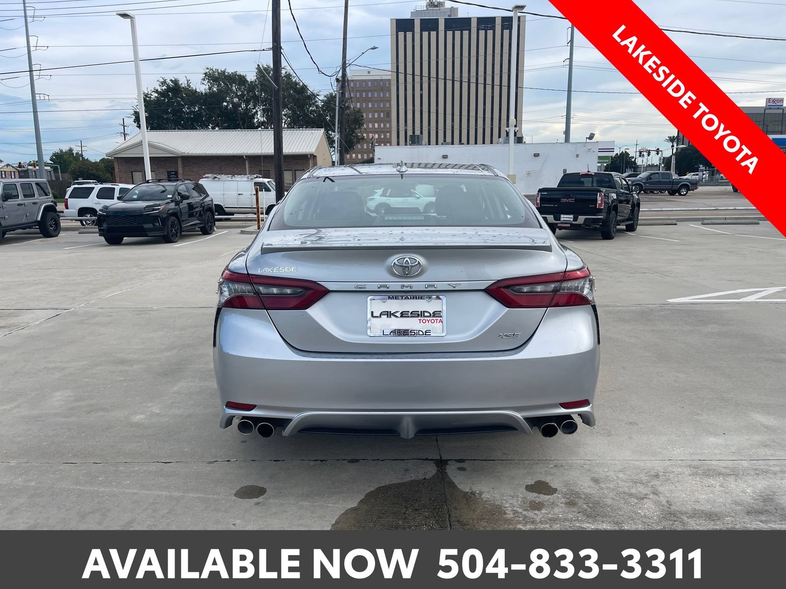 Used 2024 Toyota Camry XSE FWD image 4