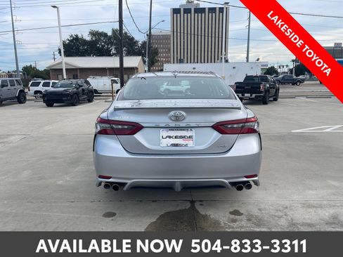 Used 2024 Toyota Camry XSE FWD image 4