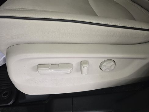 Used 2025 Honda Odyssey Touring image 19