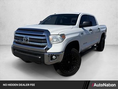 Used 2017 Toyota Tundra SR5 w/ SR5 Upgrade Package