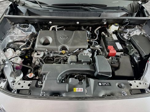 Used 2025 Toyota RAV4 LE image 32