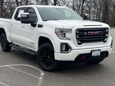 Used 2020 GMC Sierra 1500 AT4 w/ AT4 Premium Package image 2