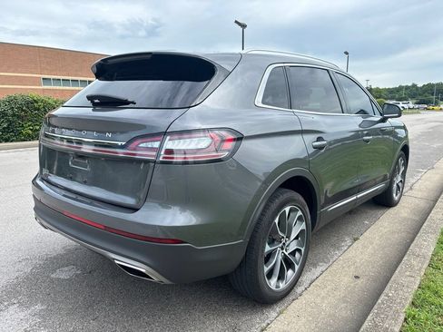 Used 2023 Lincoln Nautilus Reserve AWD/4WD image 3