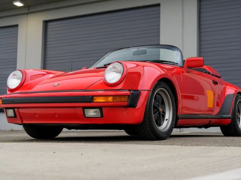 Used 1989 Porsche 911 Carrera RWD image 48
