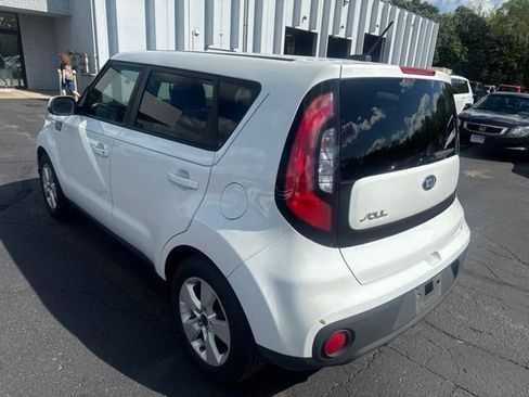 Used 2018 Kia Soul FWD image 7