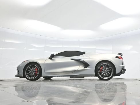 Used 2023 Chevrolet Corvette Stingray Preferred Cpe w/ Z51 Performance Package RWD image 64