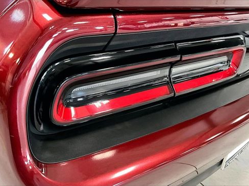 Used 2021 Dodge Challenger SXT image 28