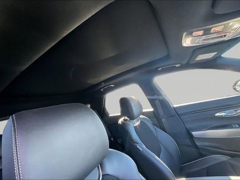 Used 2025 Genesis GV70 2.5T w/ Sport Prestige Package image 19