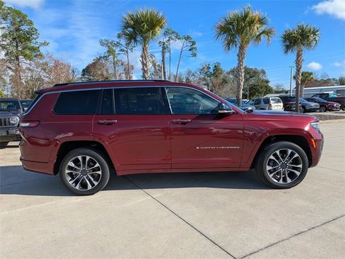 Used 2021 Jeep Grand Cherokee L Overland image 3