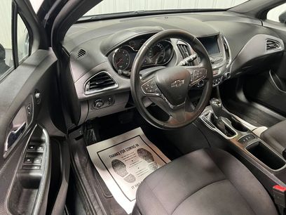 Used 2019 Chevrolet Cruze LT