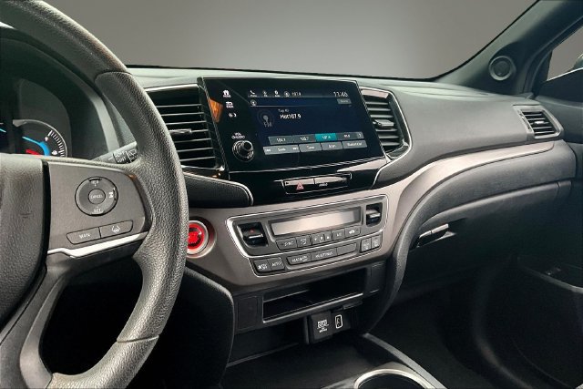 Used 2021 Honda Passport Sport image 9