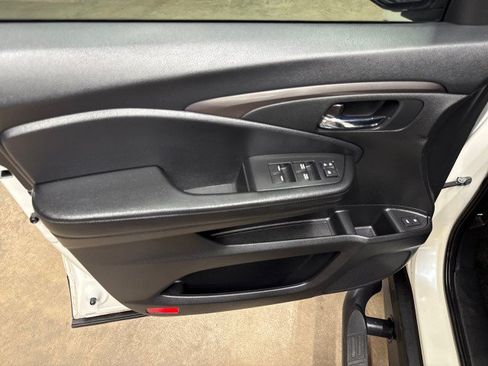 Used 2018 Honda Pilot EX-L image 34