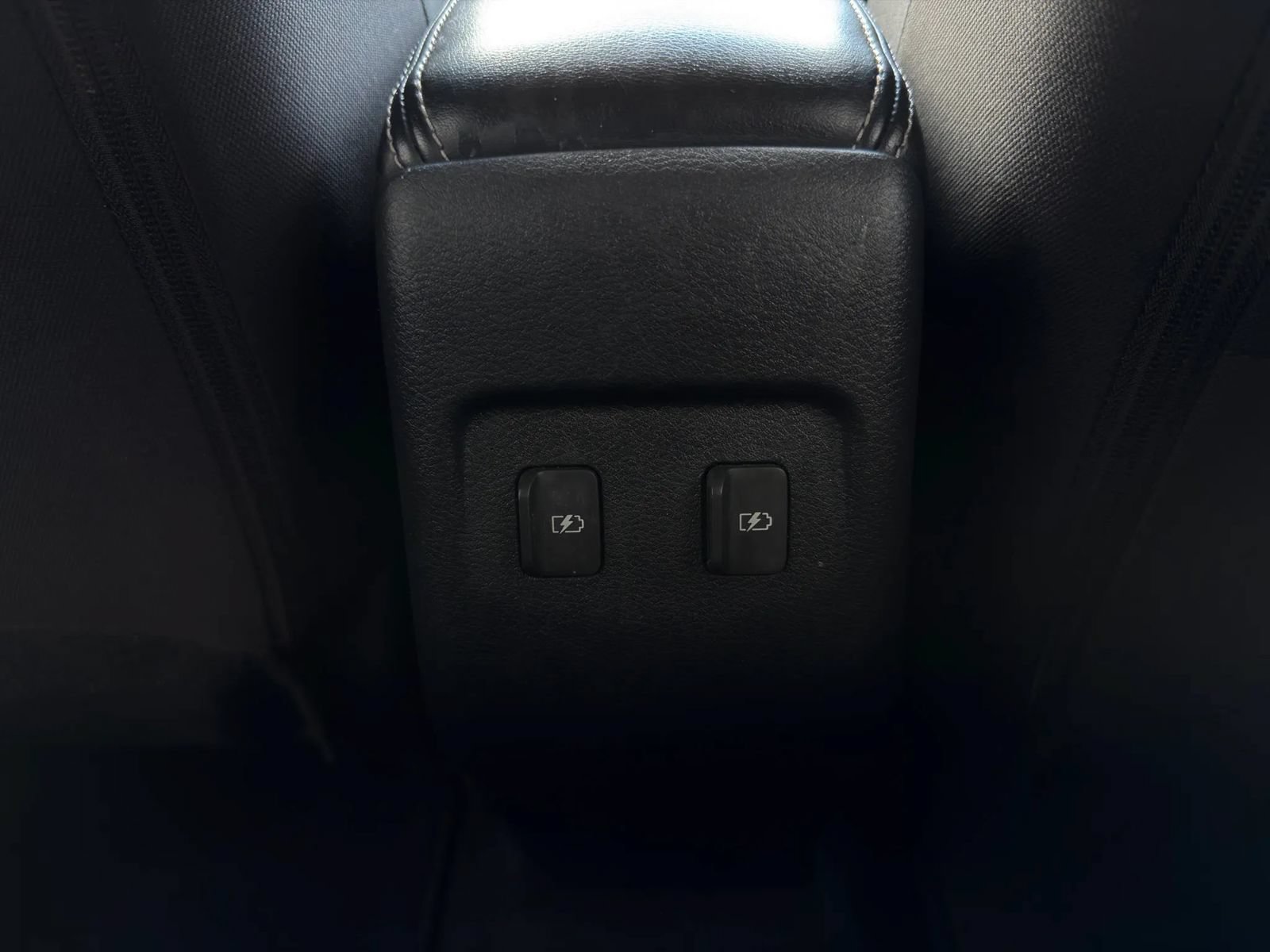 Used 2023 Nissan Kicks SV FWD image 21