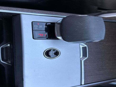 Certified 2024 Land Rover Range Rover Long Wheelbase SE image 26