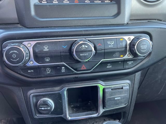 Used 2022 Jeep Wrangler Unlimited Sport AWD/4WD image 21