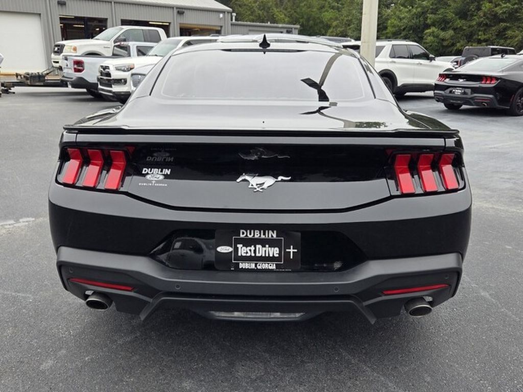 Used 2026 Ford Mustang Premium RWD image 9