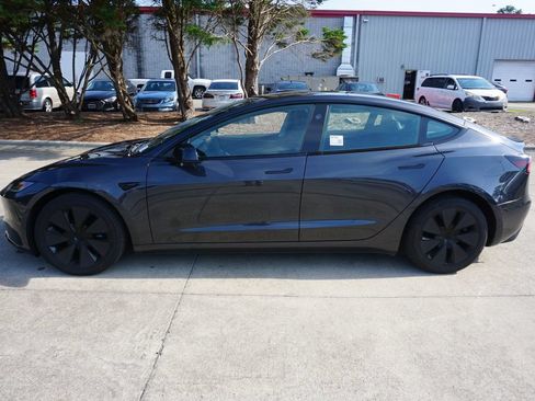 Used 2024 Tesla Model 3 Standard Range RWD image 23