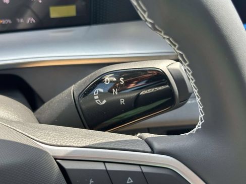 New 2026 Volkswagen Tiguan SE AWD/4WD image 19