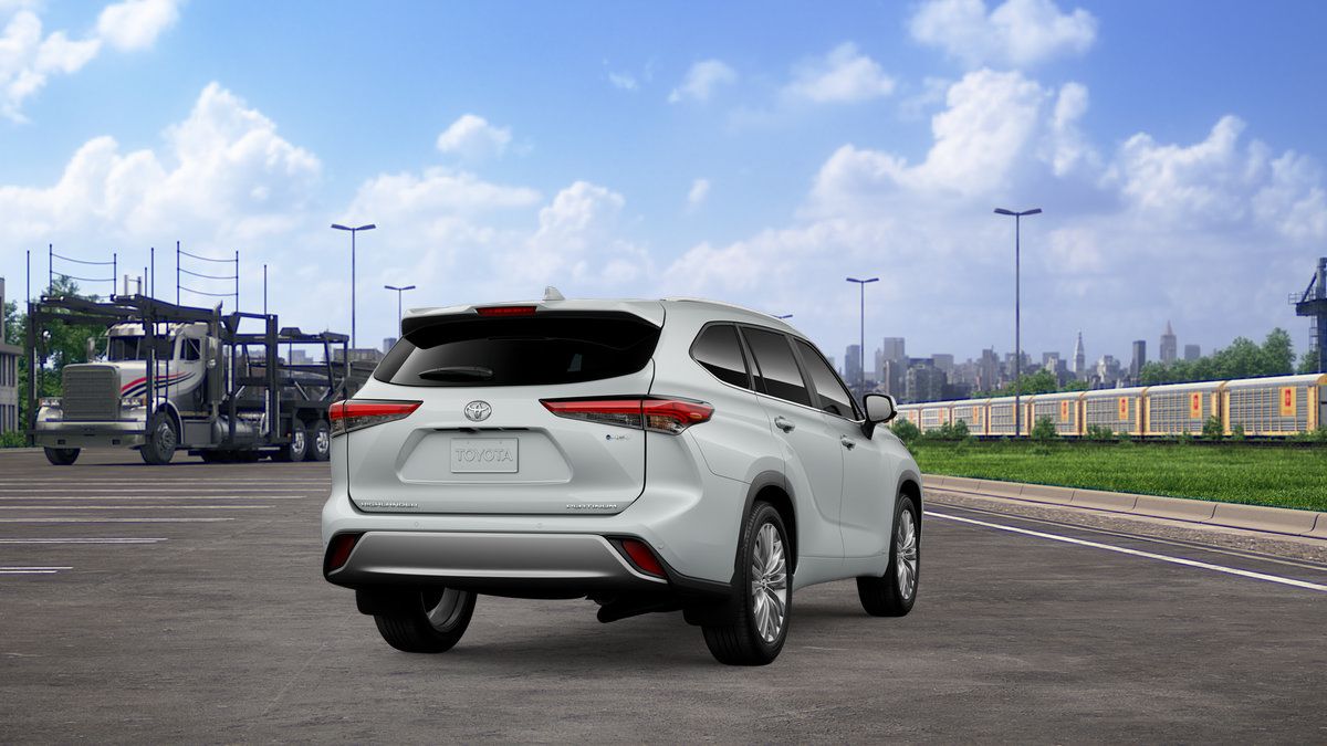 New 2026 Toyota Highlander Platinum AWD/4WD image 9