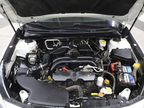 Used 2019 Subaru Outback 2.5i Premium AWD/4WD image 32
