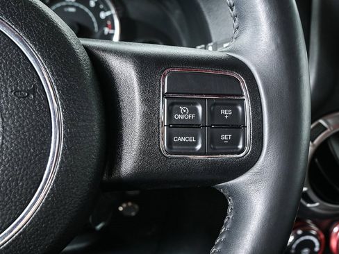 Used 2016 Jeep Wrangler Unlimited Sahara w/ Connectivity Group image 11