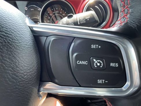 Used 2021 Jeep Wrangler Unlimited Rubicon AWD/4WD image 21