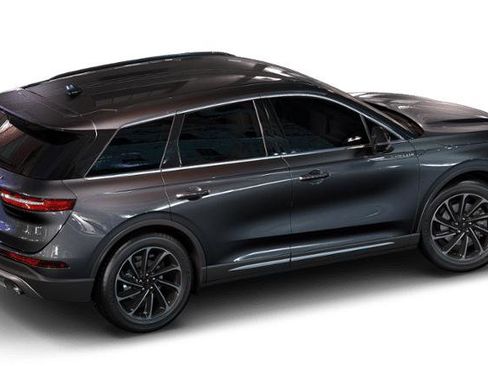 New 2026 Lincoln Corsair Premiere image 3