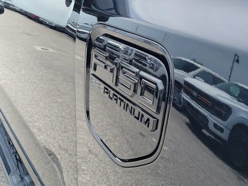 Used 2023 Ford F150 Lightning Platinum AWD/4WD image 8
