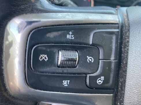 Used 2019 Chevrolet Silverado 1500 LT w/ All-Star Edition AWD/4WD image 43