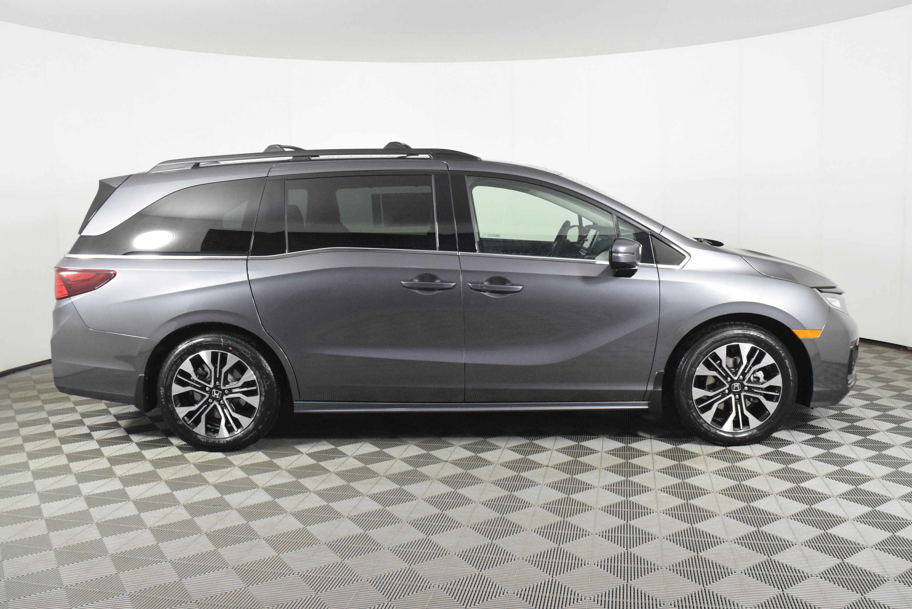 New 2027 Honda Odyssey Elite image 5