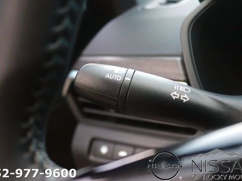 Certified 2025 Nissan Altima 2.5 SV w/ SV Premium Package FWD image 21