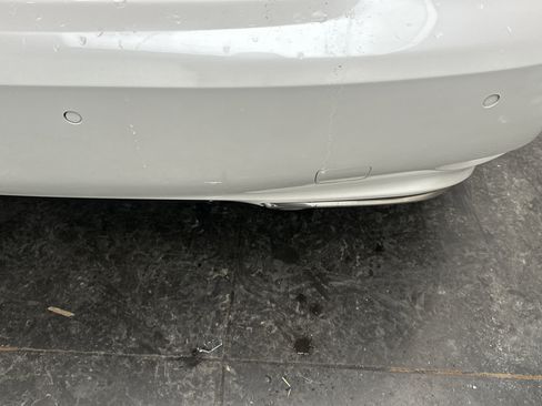 Used 2014 Lexus LS 460 AWD w/ Comfort Package image 17