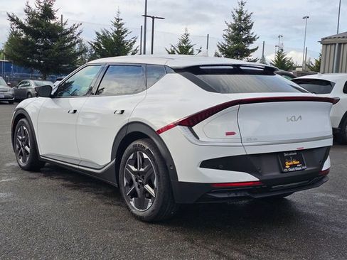 New 2025 Kia EV6 Light w/ Light LR Technology Package image 3