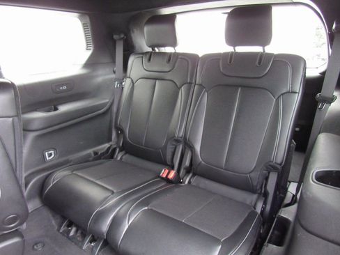 Used 2024 Jeep Grand Cherokee L Limited w/ Luxury Tech Group II image 18