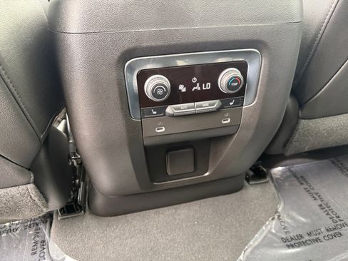 Used 2022 Chevrolet Tahoe High Country image 27