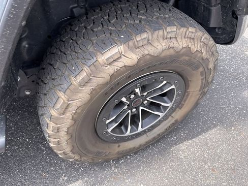 Used 2024 Jeep Wrangler Unlimited Rubicon image 14