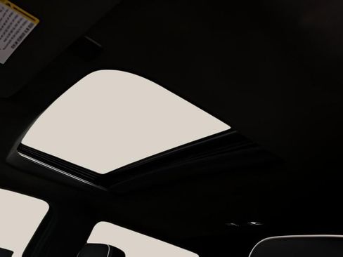 Used 2024 GMC Sierra 2500 AT4X w/ AT4X AEV Edition image 14