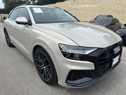 Used 2022 Audi Q8 Prestige AWD/4WD image 3