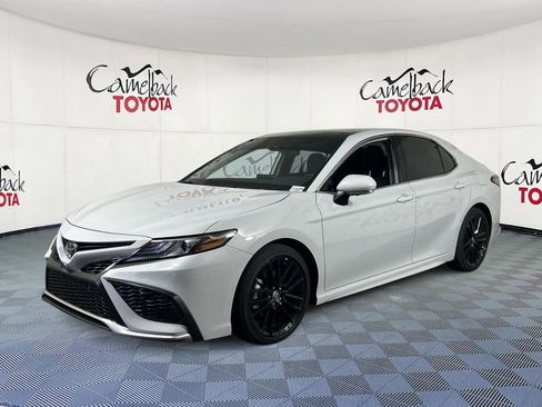 Used 2024 Toyota Camry XSE w/ Navigation Package image 4