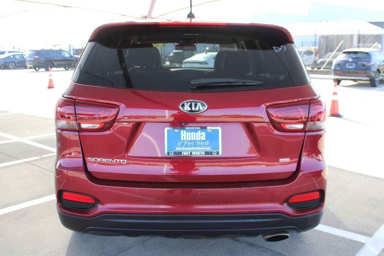 Used 2020 Kia Sorento LX FWD image 4