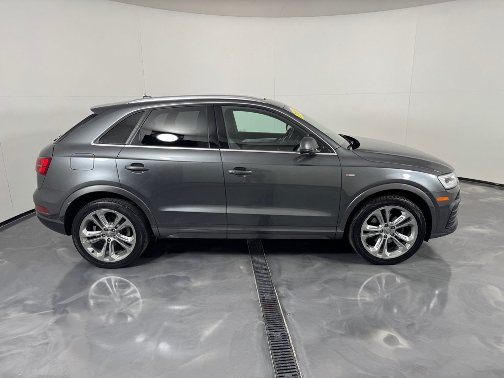 Used 2018 Audi Q3 2.0T Premium Plus FWD image 4