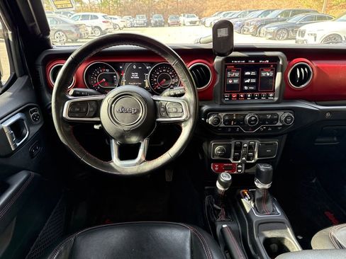 Used 2022 Jeep Wrangler Unlimited Rubicon w/ Xtreme Recon 35" Tire Package image 23