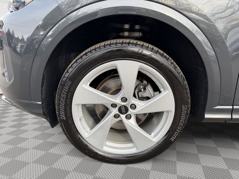 Used 2025 Audi Q5 Premium Plus w/ Premium Plus image 7