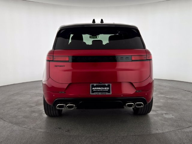 Used 2025 Land Rover Range Rover Sport Dynamic SE AWD/4WD image 7